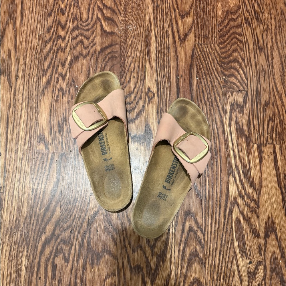 Birkenstock Madrid Big Buckle Strap Sandals in Barbie Pale Pink with Gold Buckle - Picture 2 of 5